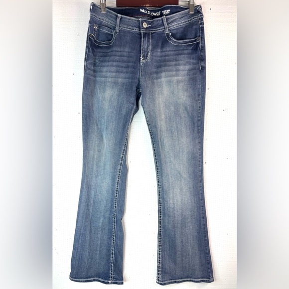 Wallflower Indigo 13 35x32 Fiesty Curvy Low Rise Fit Bohemian Denim Jeans - Picture 13 of 13